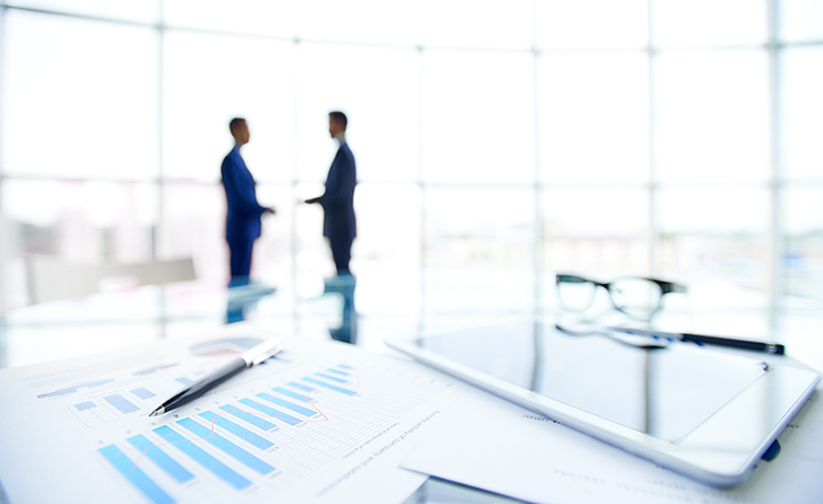 Fourniture des Softwares et Hardwares